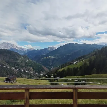 公寓 Col Di Lana - Dolomites Mountain 利维纳隆戈德尔科